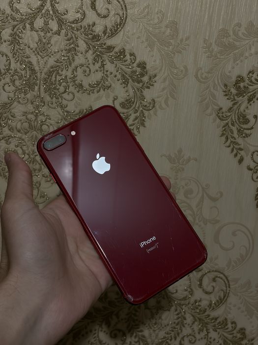 iPhone 8 Pluse Red