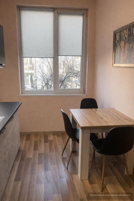 Дава се под наем Двустаен апартамент в София, Център - 65 кв.м за 598.23 € - Снимка #2