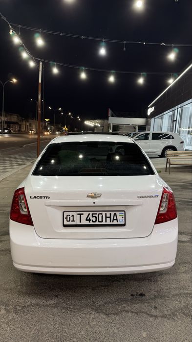Lacetti 2011 ideal