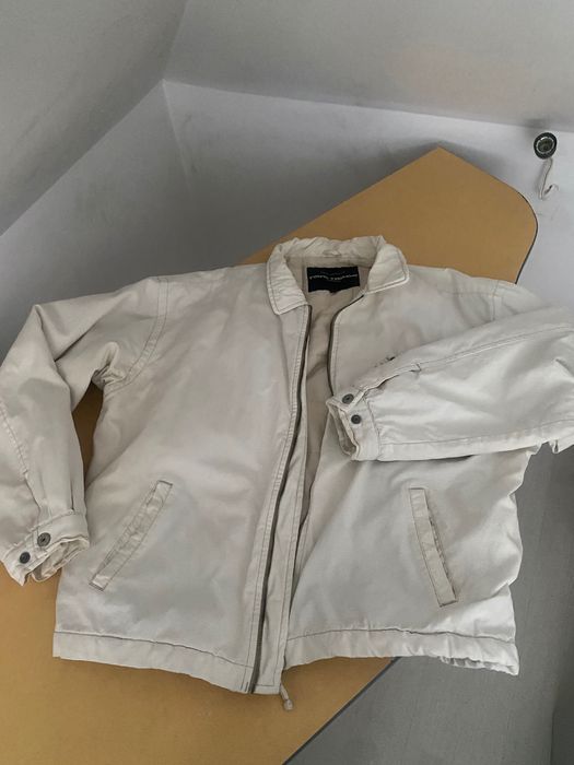 Бяло мъжко яке с подплата.