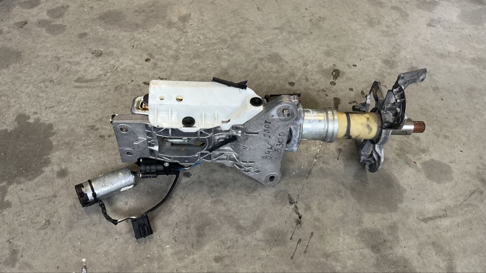 BMW 5 E60/E61 кормилна рейка