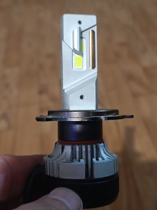LED лампы CEF H4
Состояние отличное
