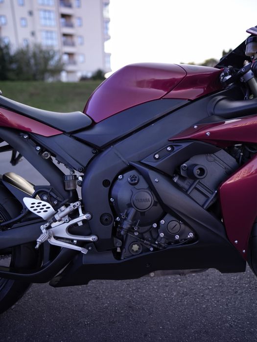 YAMAHA YZF R1 - Culoare speciala -