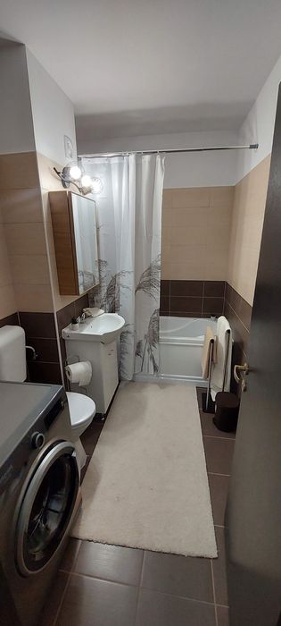 Închiriez garsoniera mobilata modern și utilată