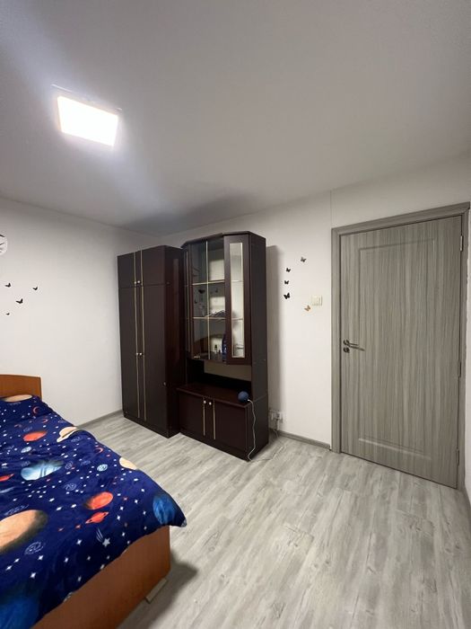 Închiriez apartament 2 camere zona  Soarelui