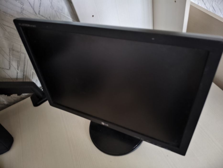Монитор от LG 60hz