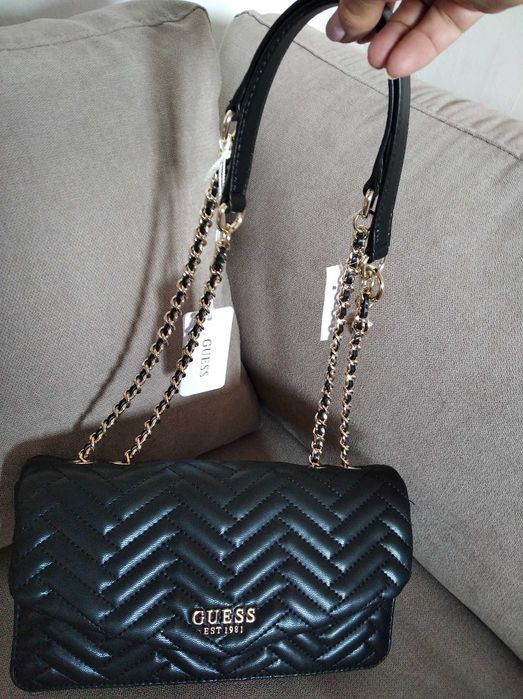 Guess дамска чанта нова