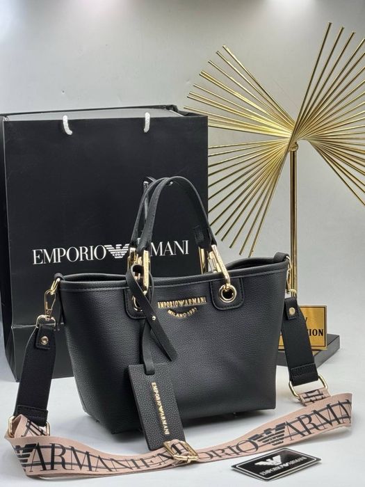 Geanta Armani Noua !!! Dimensiuni 33/18 !!!