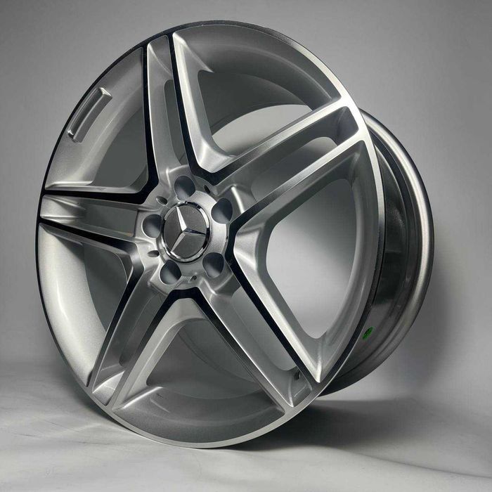 Разно размерные диски Мерседес бенс