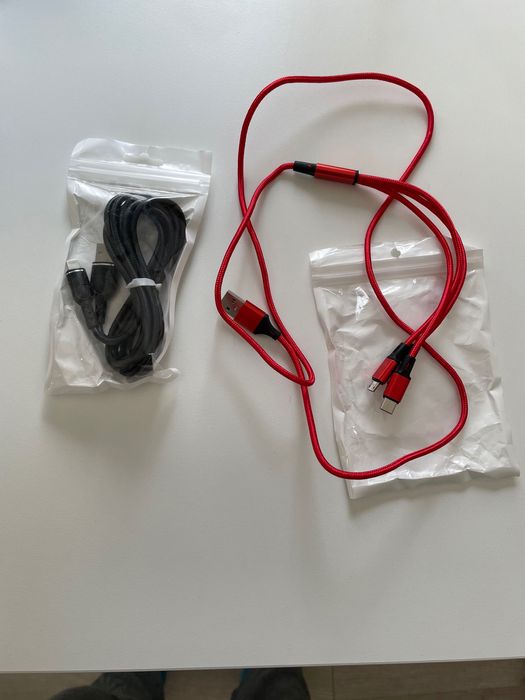 Vand cabluri si conectica PC