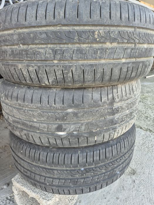 Продам 3 шины на 16