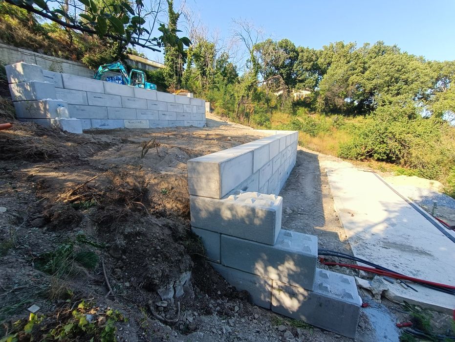 Услуги с колесен багер 12т., верижен минибагер 4т., сервиз хидравлични