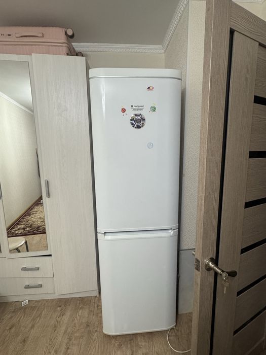 Холодильник 35000