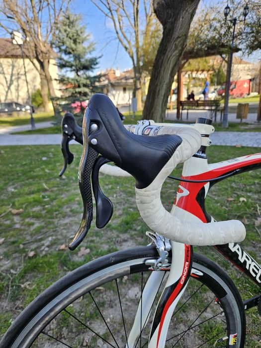 Карбонов Шосеен Велосипед PINARELLO