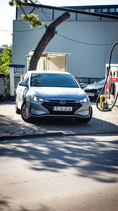 HYUNDAI Elantra 2019 — imagine 2