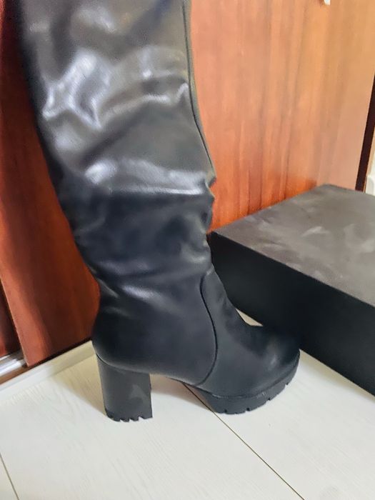 Продам сопоги отличного качество купили со скидкой за 14.000 продам за