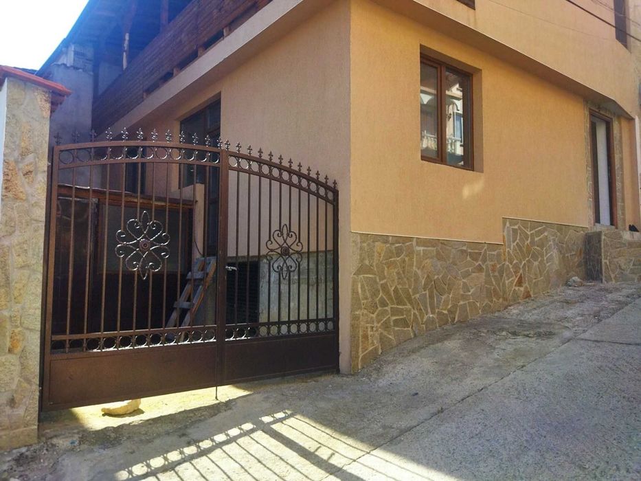 Продава се етаж от къща,Кв. Македонски, Стара Загора