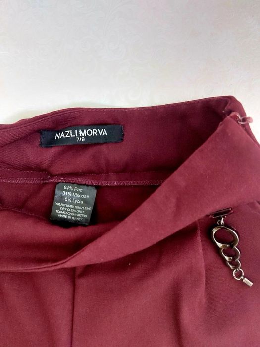 Брюки для девочки 7-8 лет