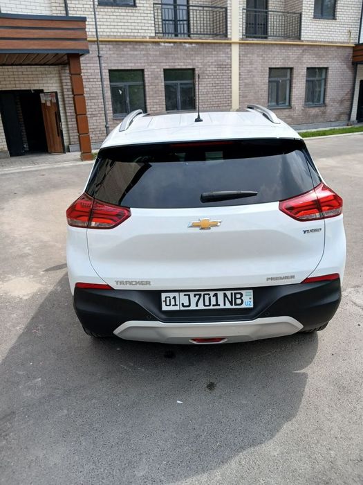 Tracker 2. Premier Plus.