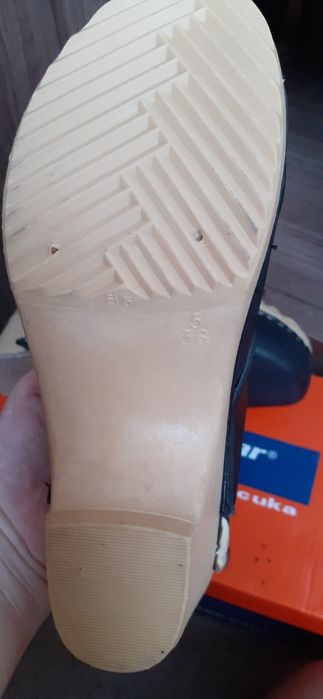 Дамски обувки тип сабо