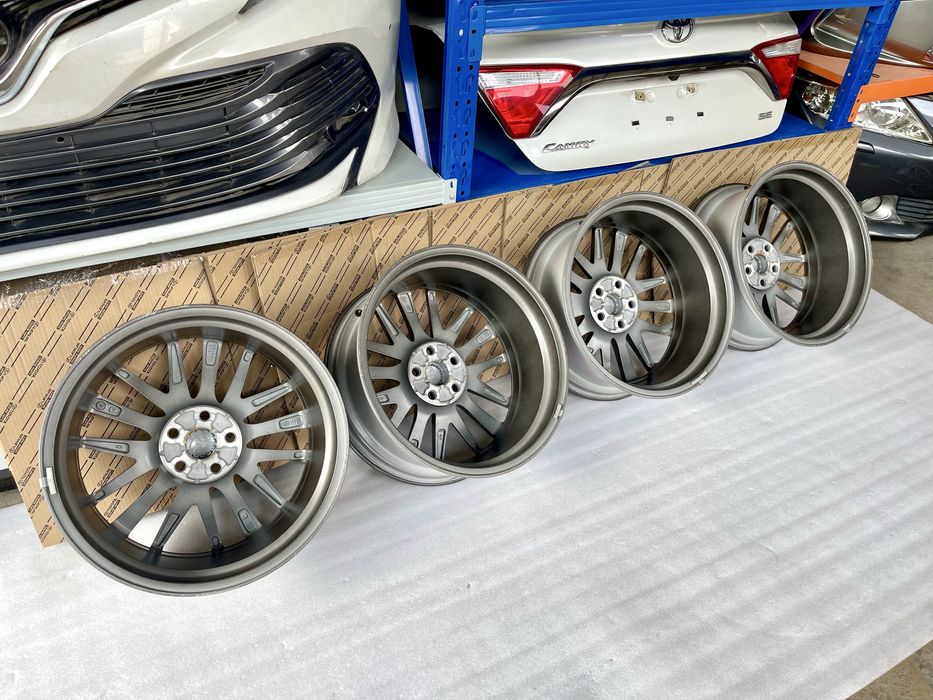 Оригинальные диски R19 Camry 80 Камри 80