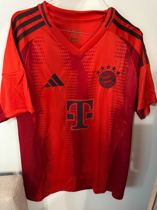 Tricou Kane Bayern sezonul nou fotbal