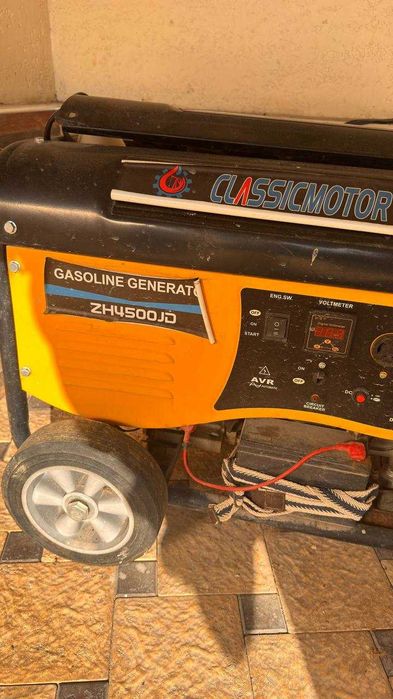 Продаётся б\у бензиновый генератор ClassicMotor ZH4500JD