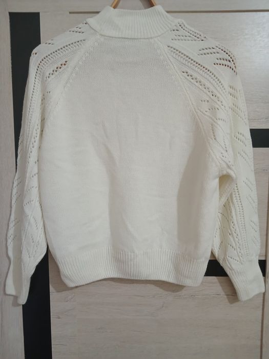 Турецкий свитер айвори. Tureskiy sviter ivory