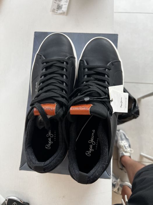 Чисто нови обувки Pepe Jeans