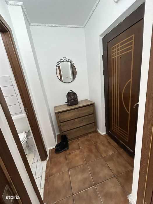 Închiriez garsonieră Tractorul Brasov