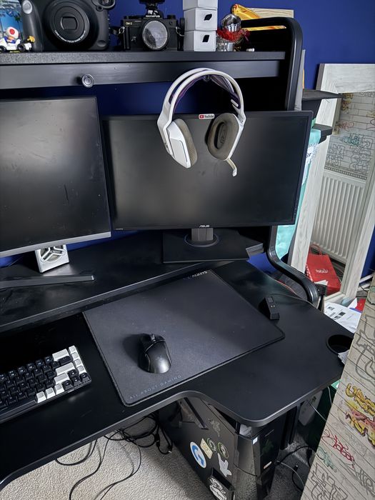 Birou de Gaming Ikea