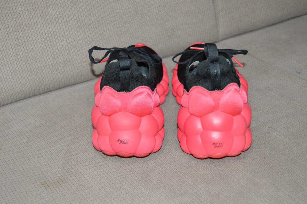 Adidasi Mizuno Enerzy Big Bubble 39 noi unisex