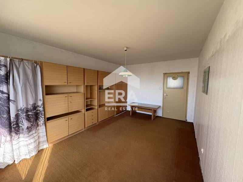 ЕКСКЛУЗИВНО! Четиристаен апартамент за продажба, кв. Владиславово, Вар