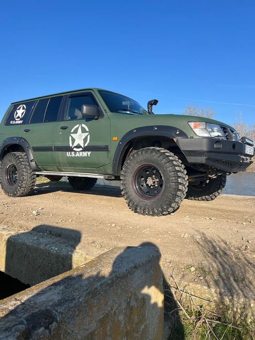 Nissan Patrol  Autoutilitara