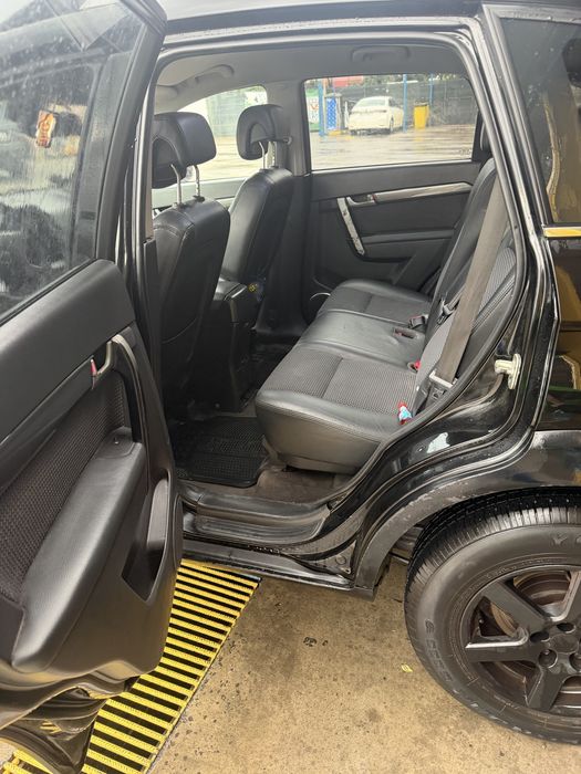 Vand sau schimb chevrolet captivia