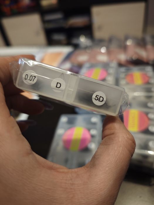 Продавам мигли,пачове и пяна