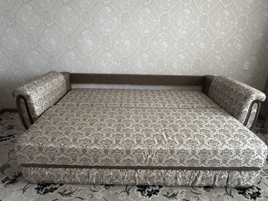 Продам диван в хорошем состоянии