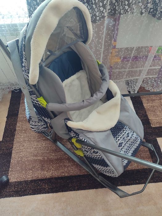 Продам Санки, в хорошем состоянии.