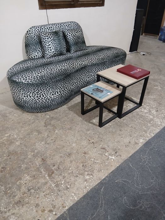 Диван тигровый с закруглённый