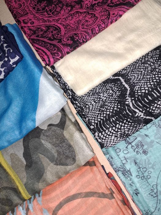 Женский шарф легкий-прозрачный