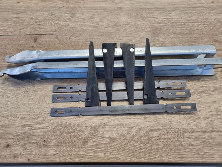 Montanti 50 cm și 100 cm NOI SI SECOND