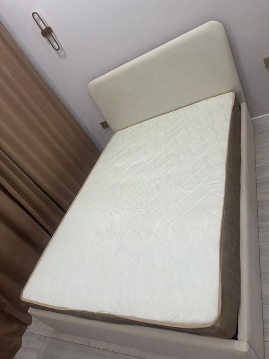 Диван Стол Матрац
