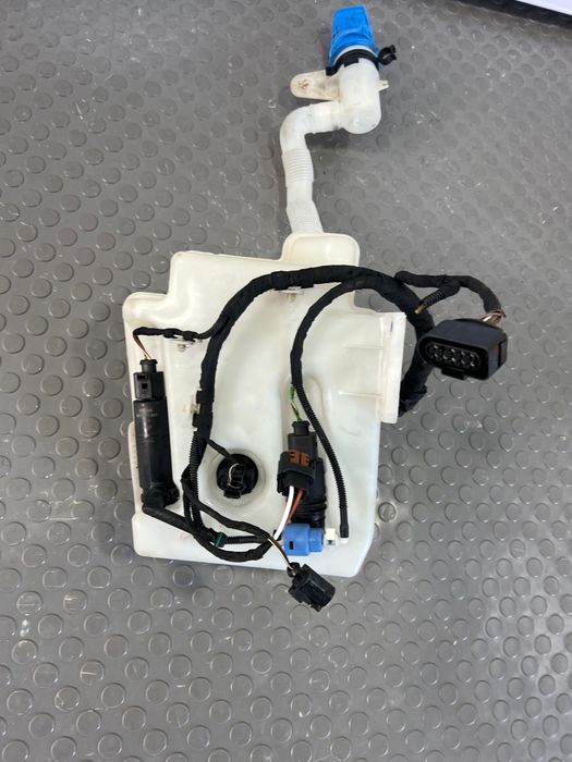 Vas Stropgel/ Lichid Parbriz COMPLET Vw Golf 6 Hatchback