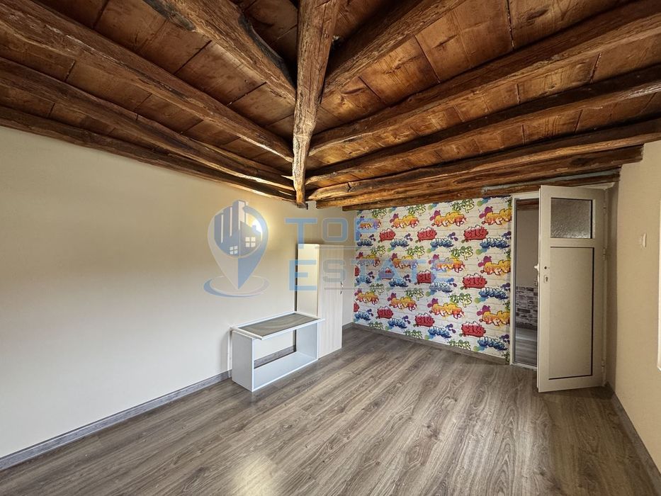 Продава се Къща в с. Пчелище, Област Велико Търново - 100 кв.м за 640 €/кв.м - Снимка #4