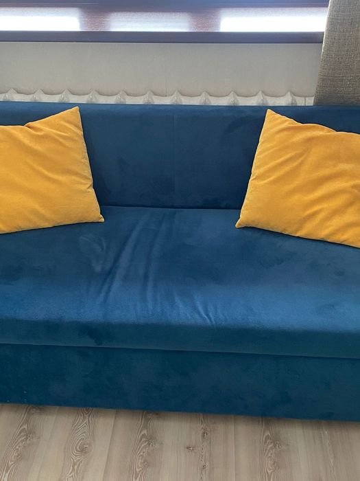 Продам диван книжку