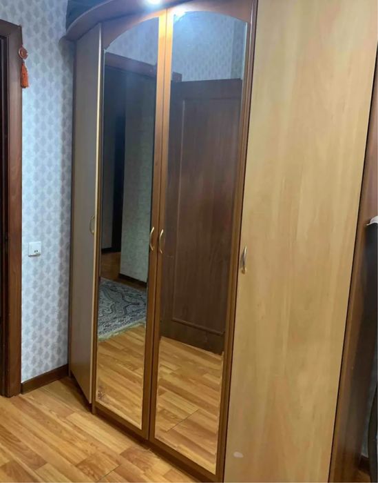 Продам спальный гарнитур