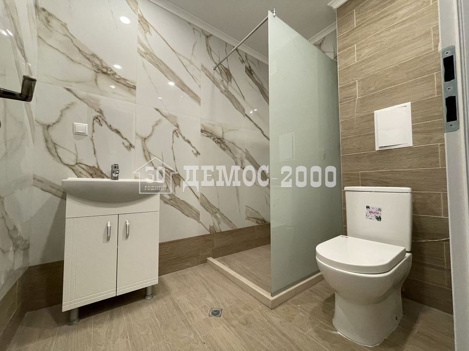 Продава се Двустаен апартамент в к.к. Св.Св. Константин и Елена - 80 кв.м за 1338 €/кв.м - Снимка #3