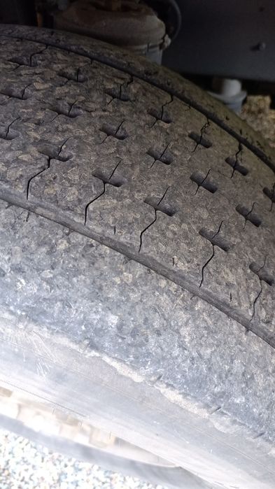 Продам шины 315/70