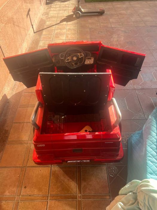 Детский электромобили красный гелик