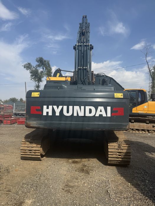 Экскаватор гусенечный